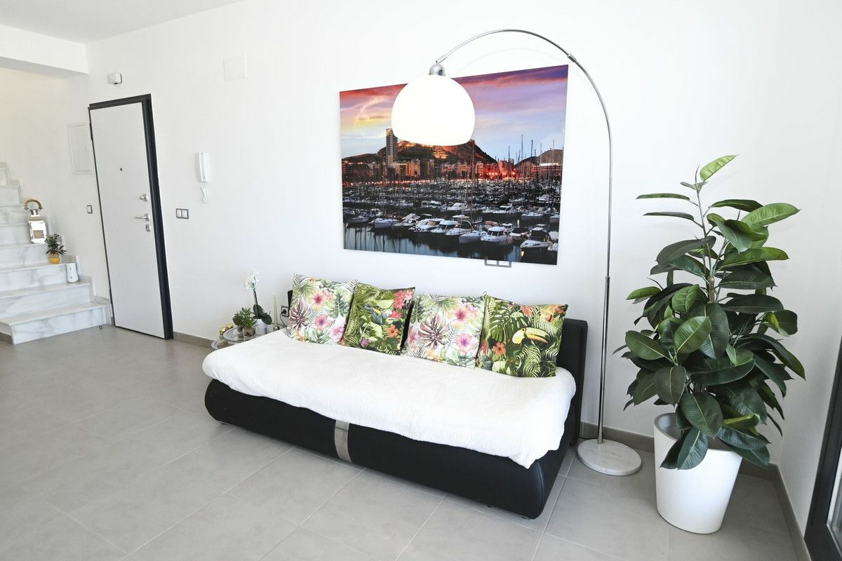 2-bedroom Apartment In Arenales Del Sol, Spain (64 M²)