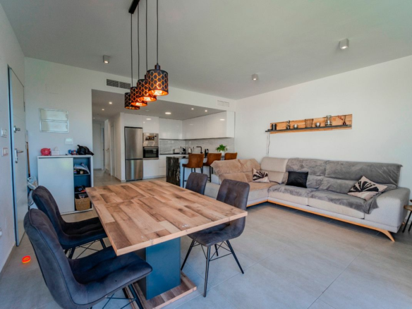 3-bedroom Villa In Benijofar, Spain (162 M²)