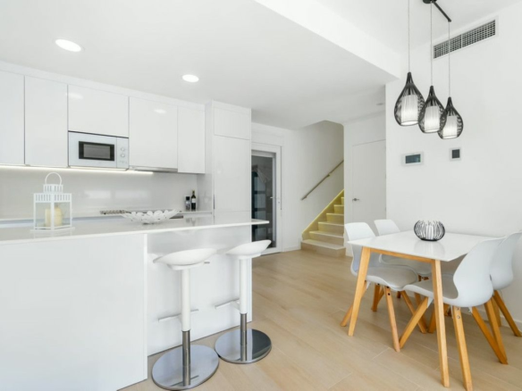 3-bedroom Villa In Pilar De La Horadada, Spain (108 M²)