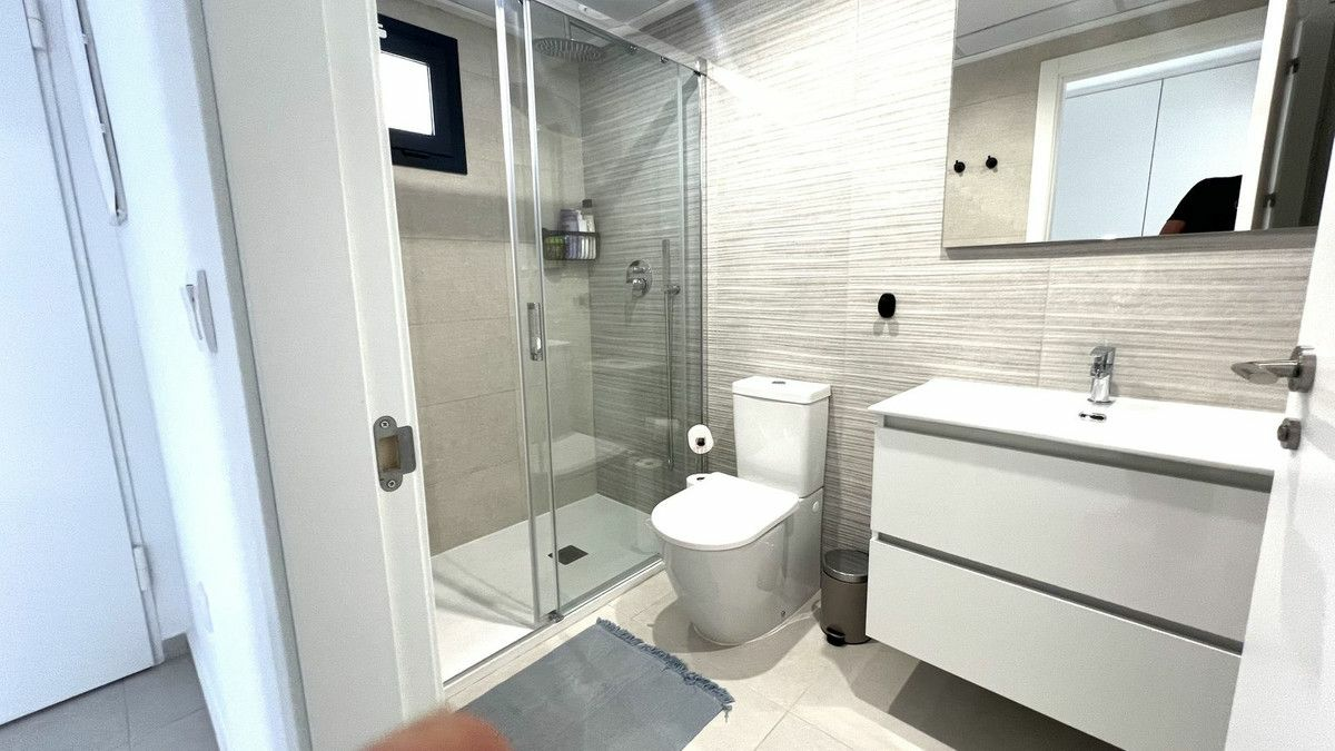 3-bedroom Apartment In Orihuela Costa, Spain (84 M²)