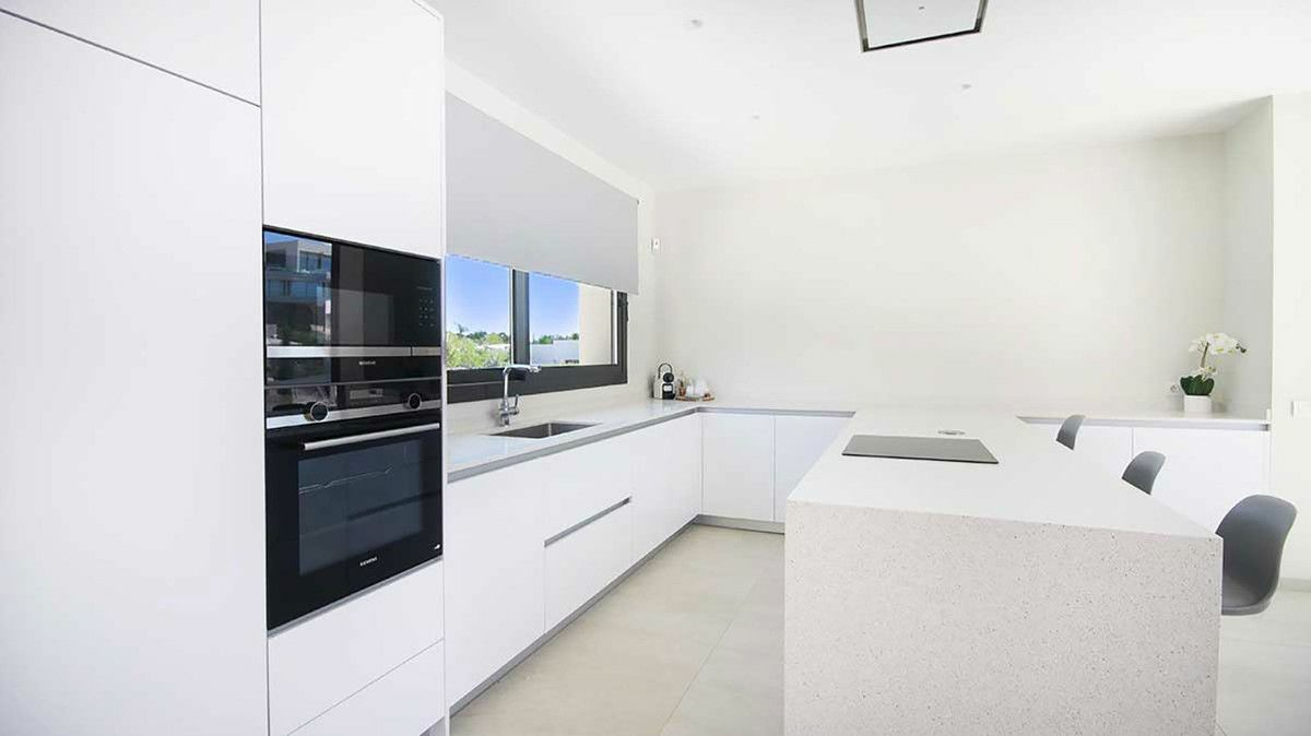 3-bedroom Villa In Orihuela, Spain (240 M²)