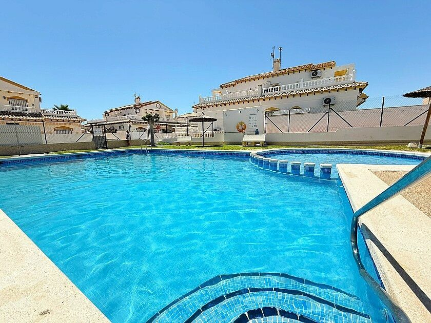 3-bedroom House In Orihuela Costa, Spain (90 M²)