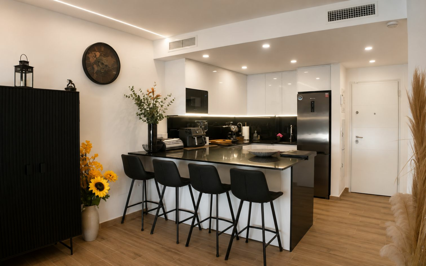 3-bedroom Penthouse In Orihuela Costa, Spain (96 M²)