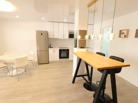 3-bedroom Apartment In Torrevieja, Spain (105 M²)