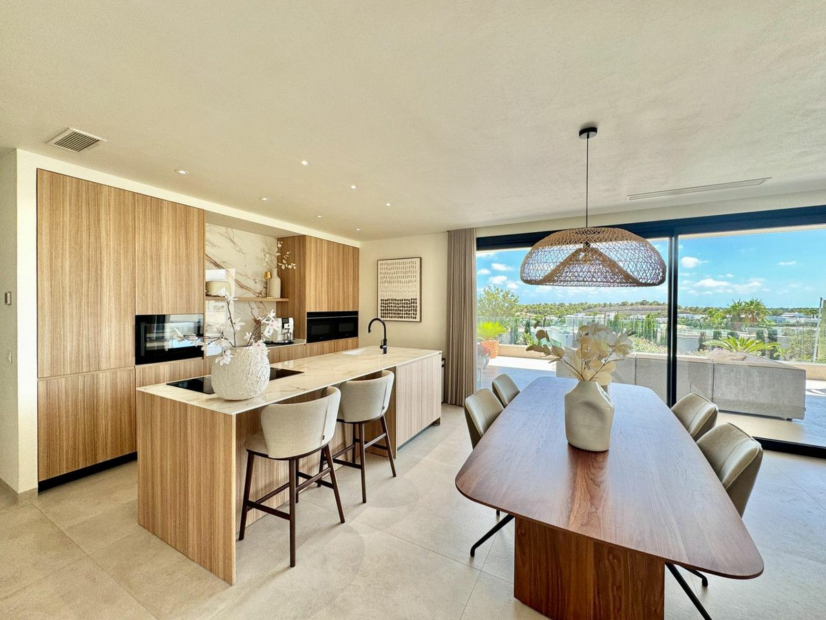 3-bedroom Apartment In Orihuela, Spain (220 M²)