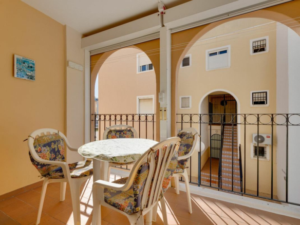 2-bedroom Villa In Torrevieja, Spain (60 M²)
