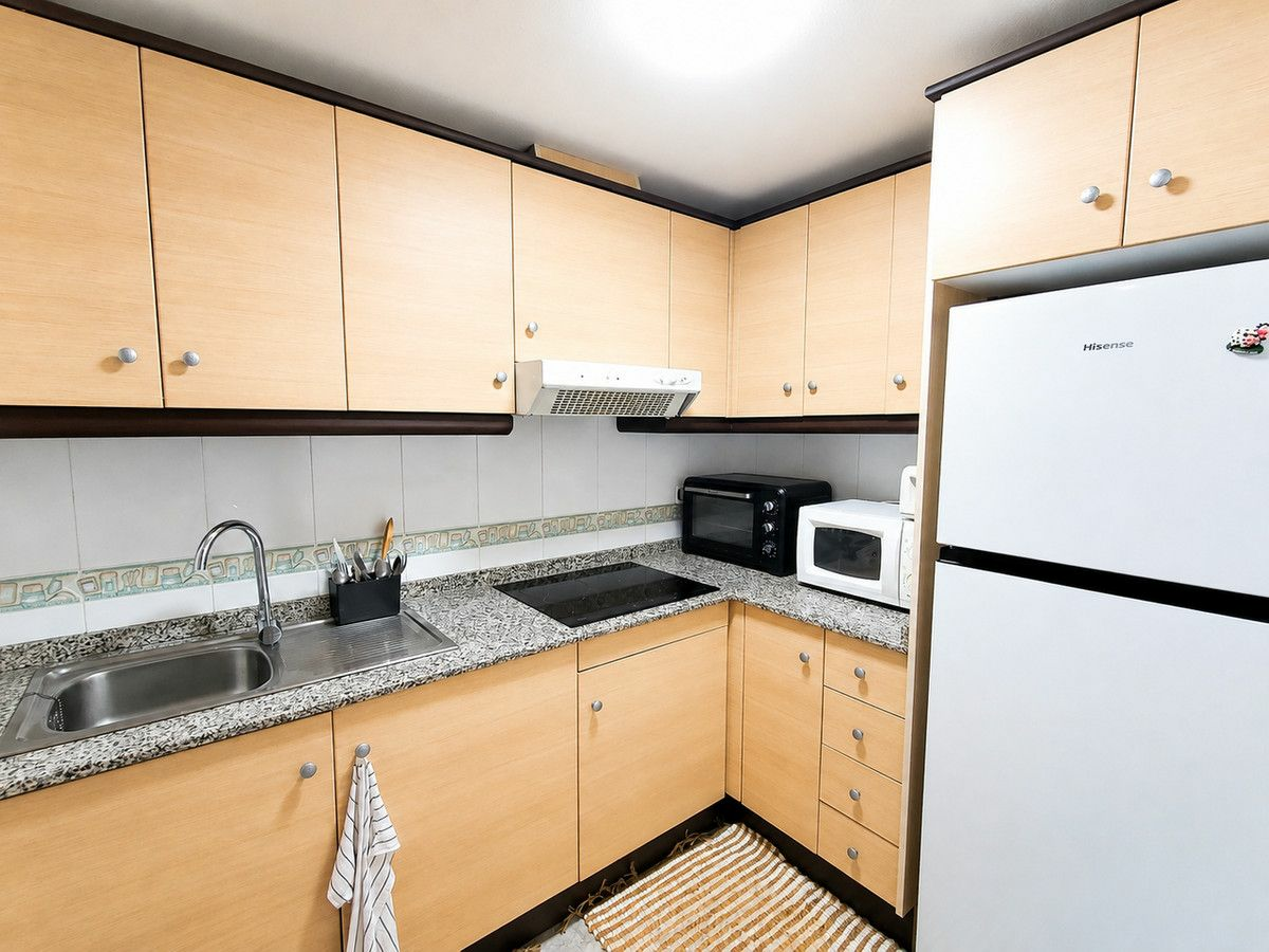 2-bedroom Apartment In Guardamar Del Segura, Spain (75 M²)