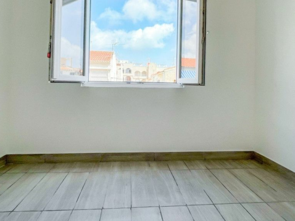 2-bedroom Apartment In Torrevieja, Spain (68 M²)