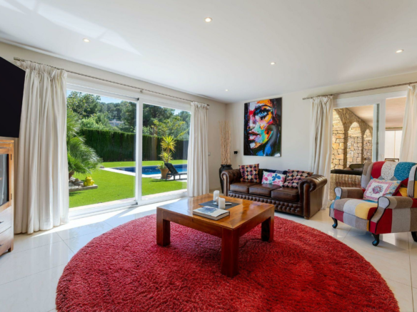 4-bedroom Villa In Calvià, Spain (368 M²)