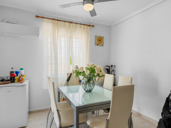 3-bedroom Villa In Gran Alacant, Spain (195 M²)