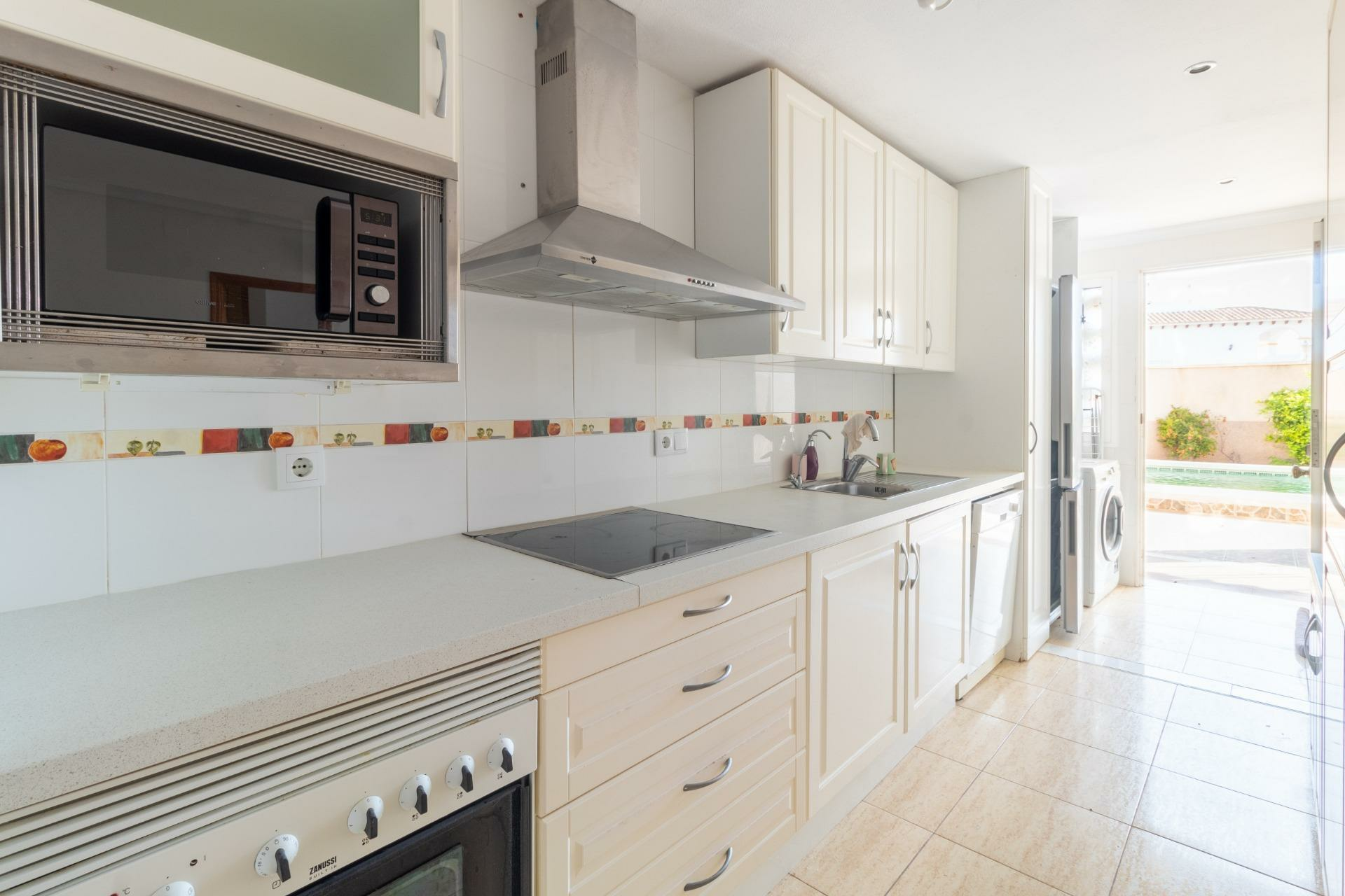 3-bedroom Bungalow In Orihuela Costa, Spain (101 M²)
