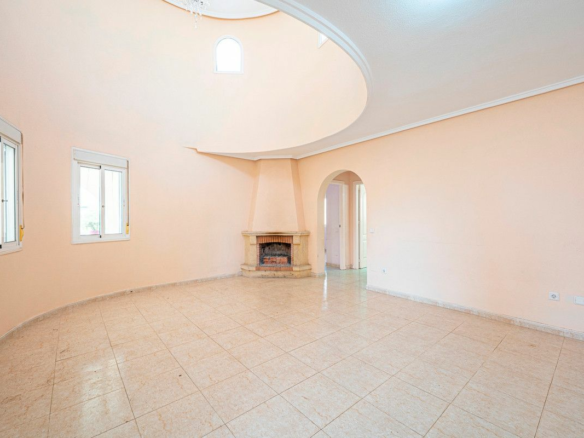 3-bedroom Villa In Rojales, Spain (151 M²)
