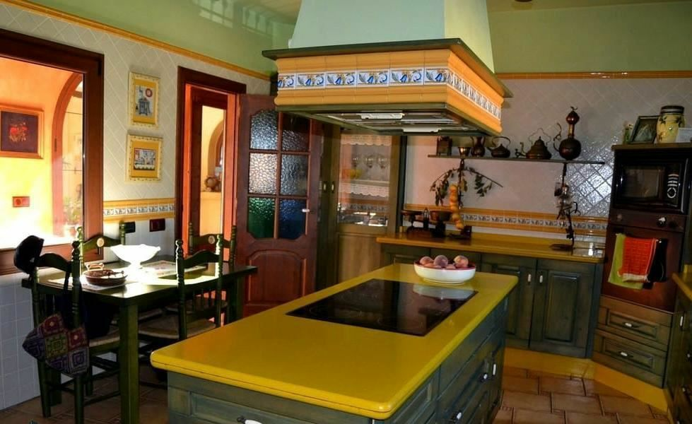 4-bedroom Villa In San Miguel De Salinas, Spain (245 M²)