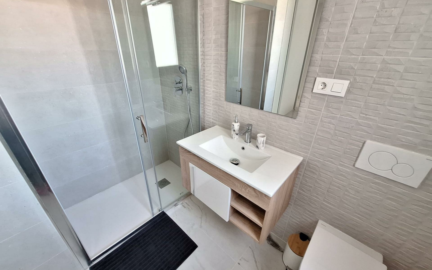 2-bedroom Apartment In Orihuela Costa, Spain (76 M²)