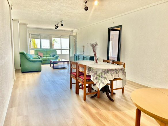 4-bedroom Apartment In Torrevieja, Spain (164 M²)