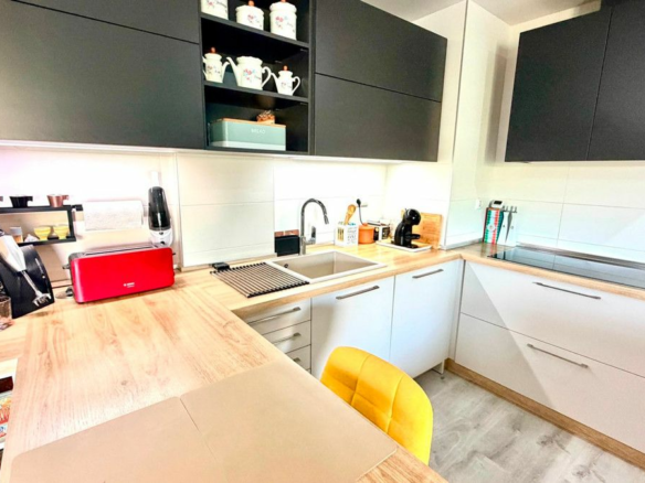 2-bedroom Apartment In Orihuela Costa, Spain (82 M²)