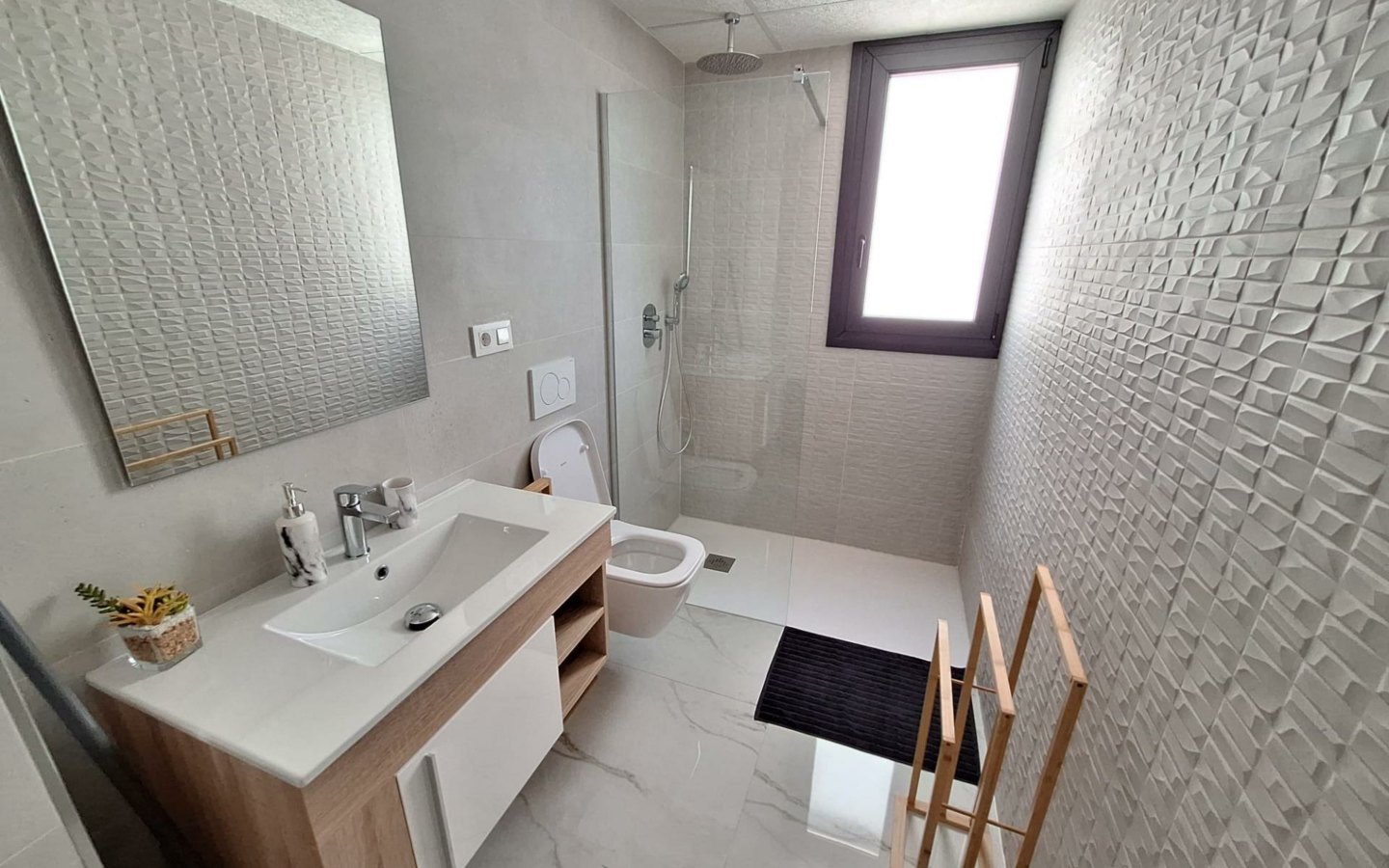 2-bedroom Apartment In Orihuela Costa, Spain (76 M²)