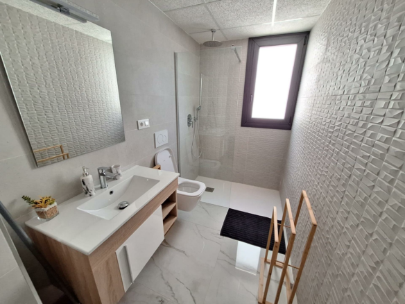 2-bedroom Apartment In Orihuela Costa, Spain (76 M²)