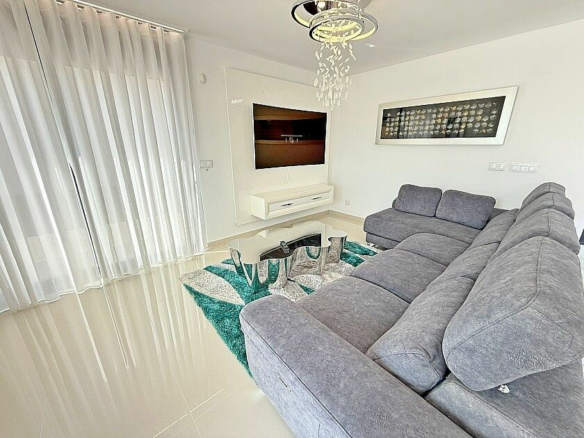 5-bedroom Villa In San Miguel De Salinas, Spain (316 M²)