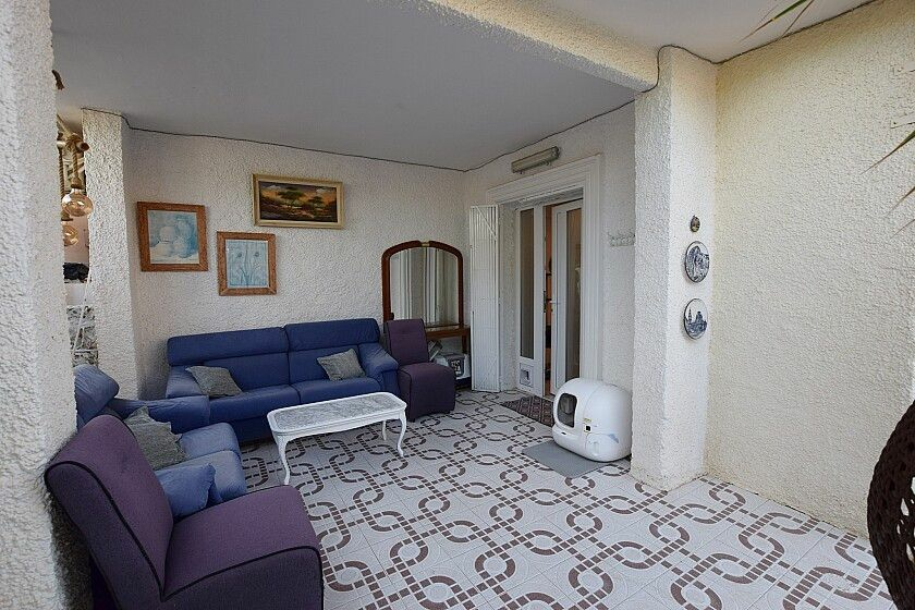 3-bedroom Villa In Torrevieja, Spain (200 M²)