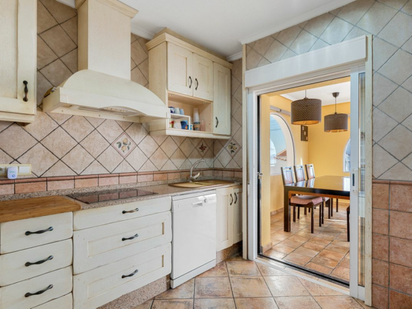 4-bedroom Villa In Rojales, Spain (158 M²)