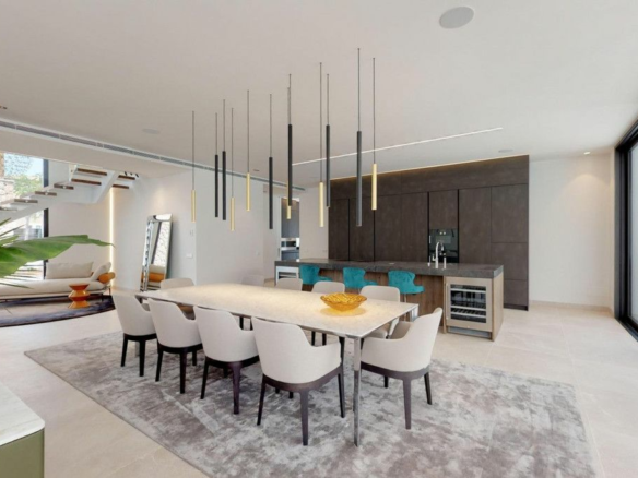 6-bedroom Villa In Calvià, Spain (748 M²)
