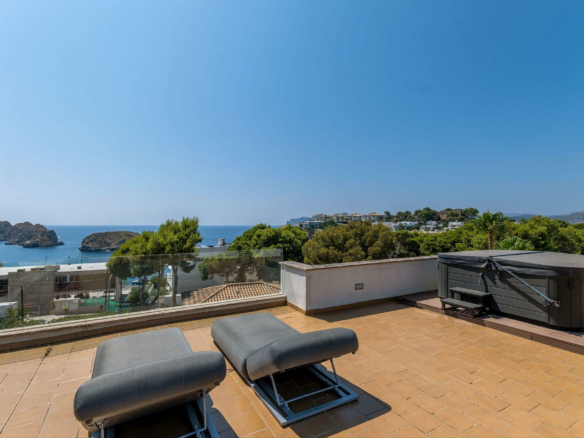 4-bedroom Villa In Calvià, Spain (526 M²)