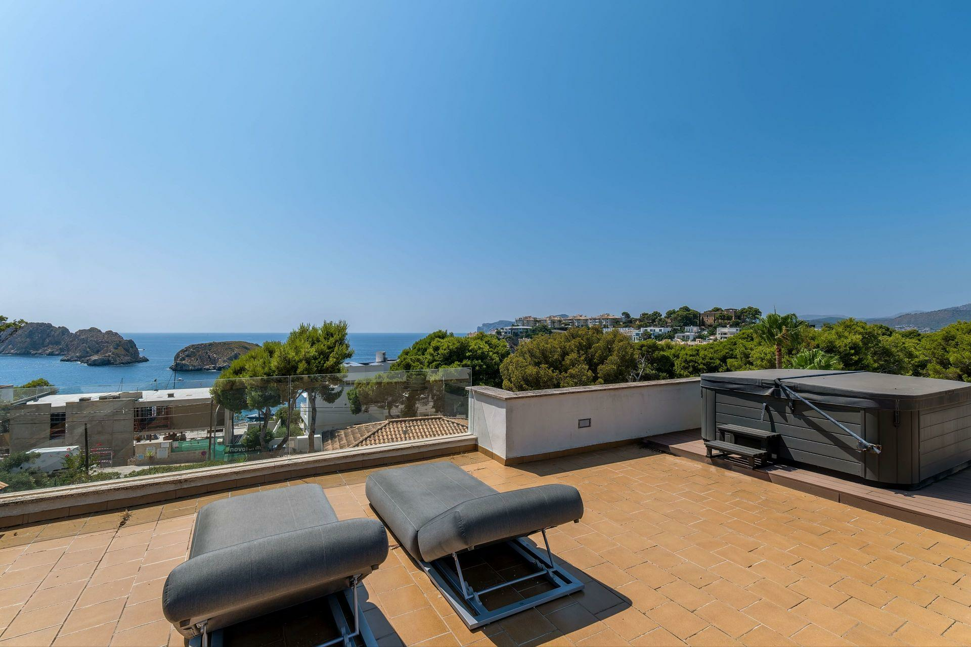 4-bedroom Villa In Calvià, Spain (526 M²)