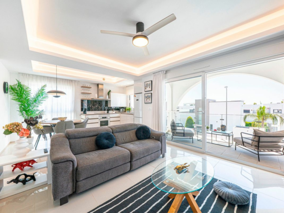 2-bedroom Apartment In Rojales, Spain (82 M²)