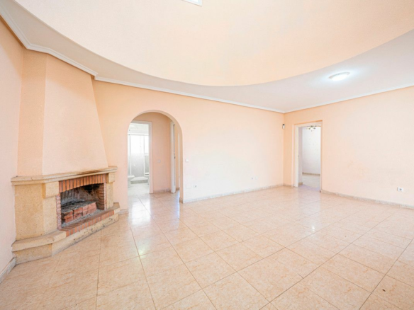 3-bedroom Villa In Rojales, Spain (151 M²)