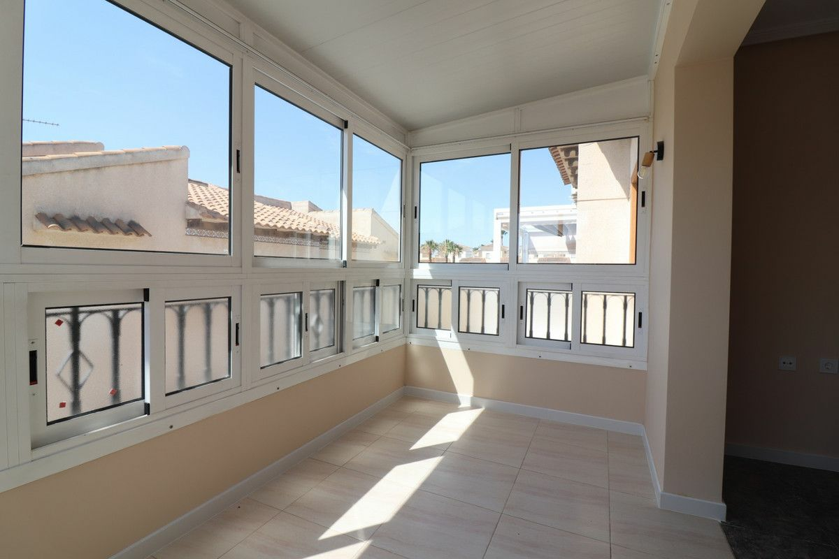 2-bedroom Apartment In Orihuela Costa, Spain (52 M²)