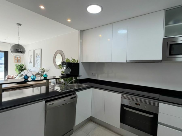 2-bedroom Apartment In Orihuela Costa, Spain (88 M²)