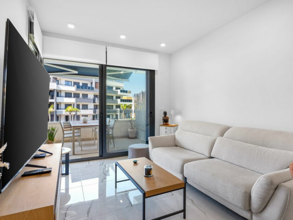 2-bedroom Apartment In Orihuela Costa, Spain (75 M²)