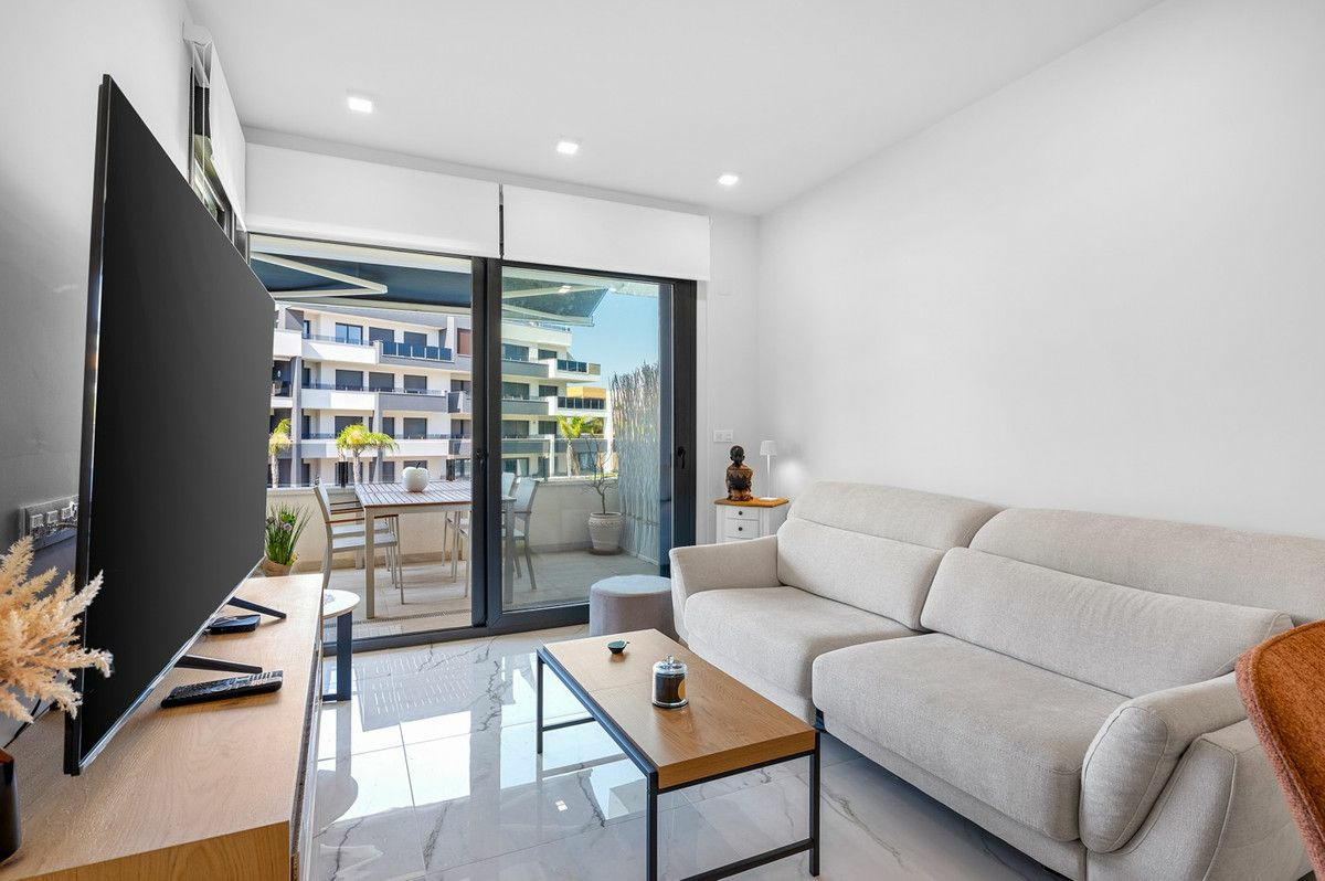 2-bedroom Apartment In Orihuela Costa, Spain (75 M²)