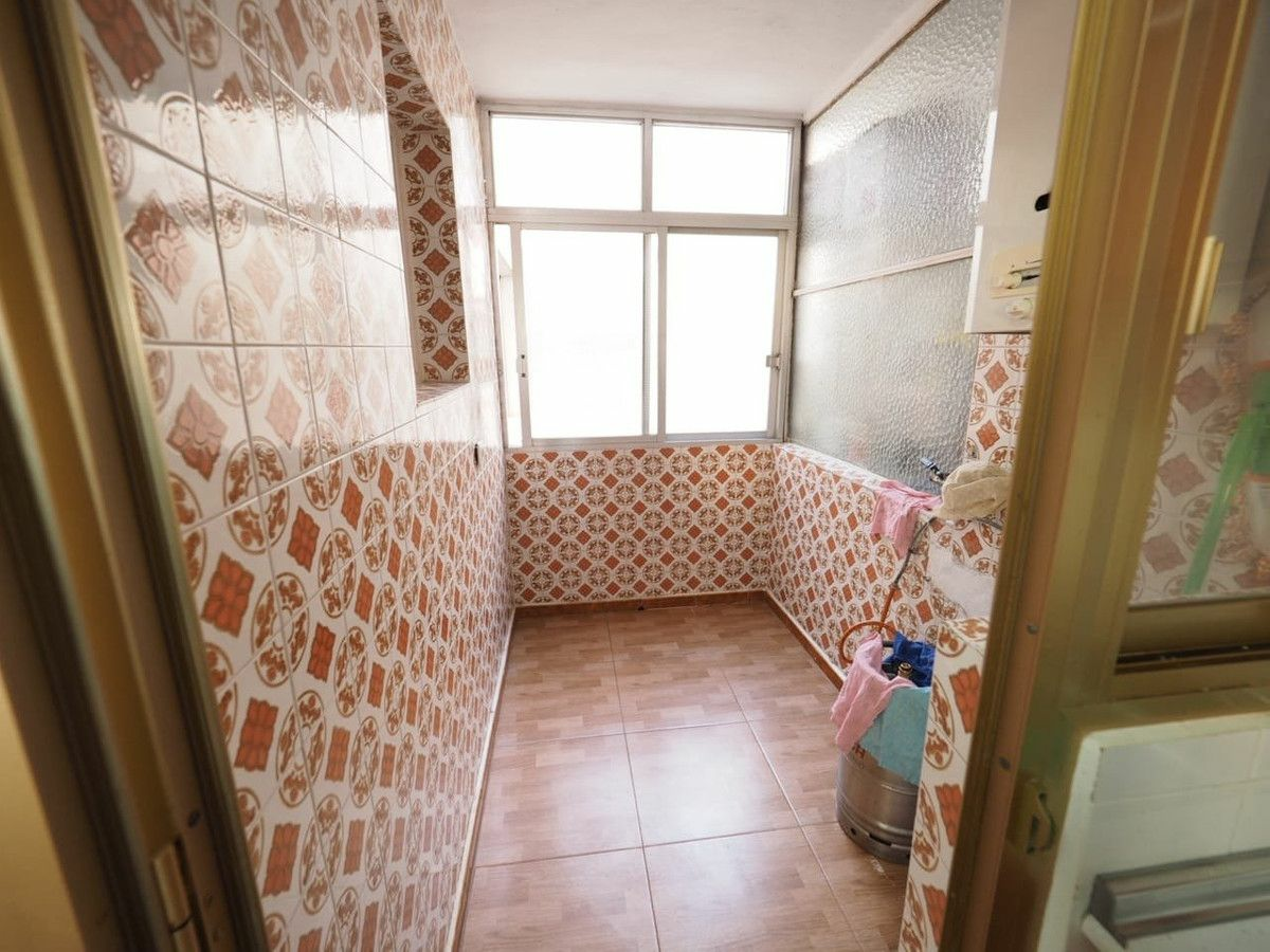 3-bedroom Apartment In Mutxamel, Spain (120 M²)