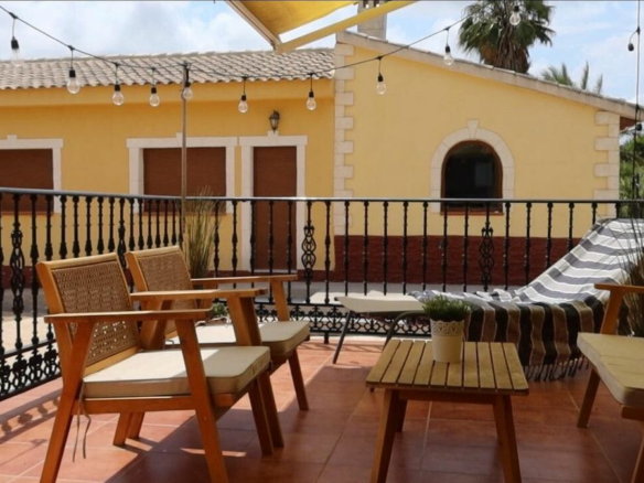 4-bedroom Country House In Orihuela, Spain (274 M²)