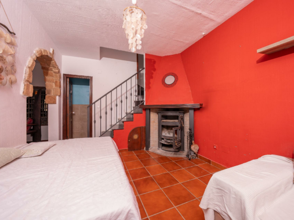 3-bedroom Bungalow In El Campello, Spain (235 M²)
