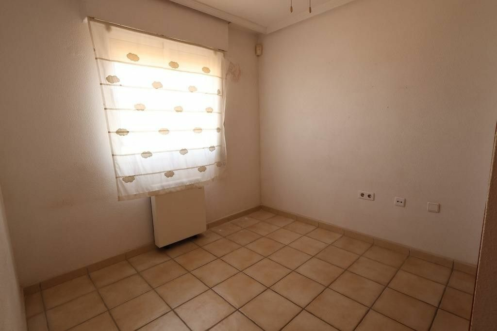 3-bedroom House In Torrevieja, Spain (89 M²)