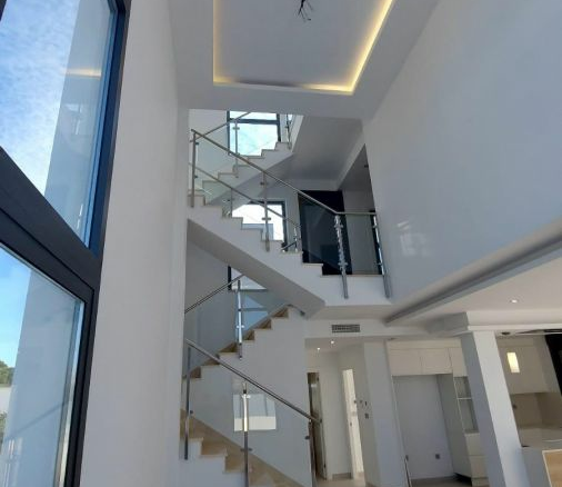 3-bedroom House In Orihuela Costa, Spain (190 M²)