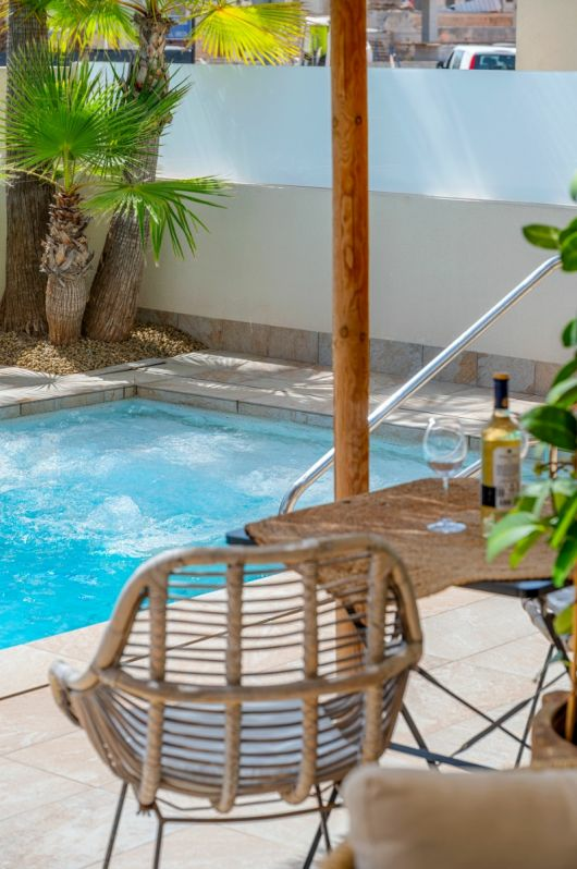 3-bedroom Villa In Benijofar, Spain (266 M²)