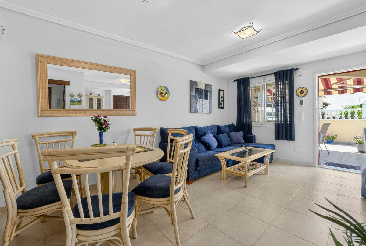 4-bedroom House In Torrevieja, Spain (110 M²)