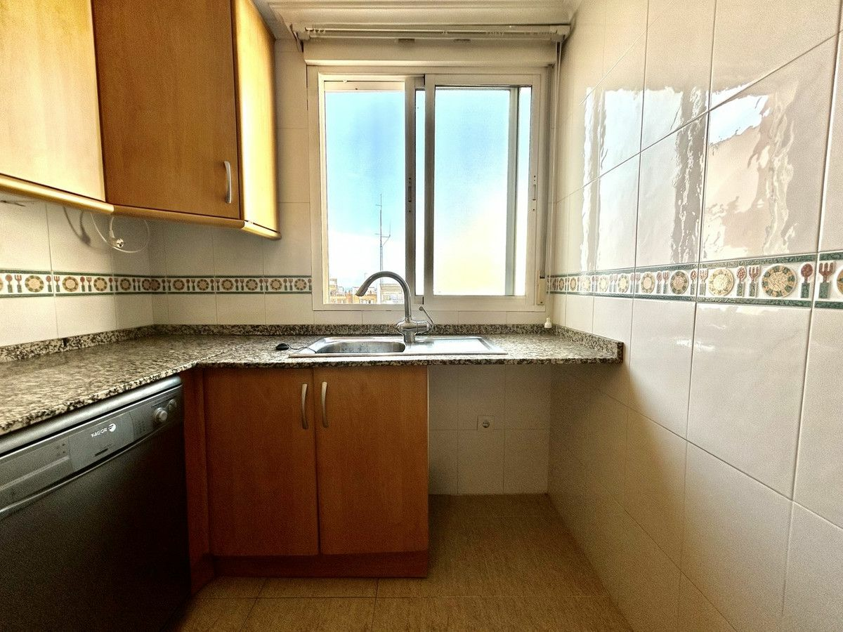 2-bedroom Apartment In Torrevieja, Spain (70 M²)