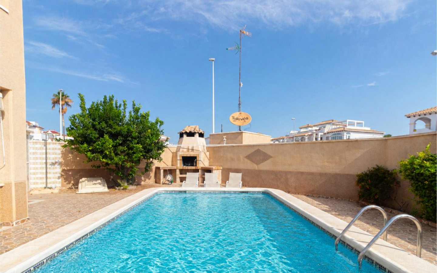 3-bedroom Bungalow In Orihuela Costa, Spain (101 M²)