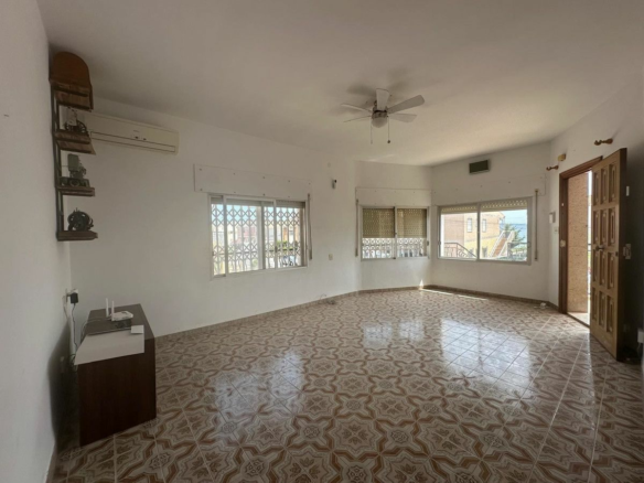 3-bedroom House In Los Alcázares, Spain (50 M²)