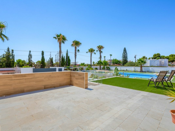 8-bedroom Country House In Los Montesinos, Spain (790 M²)