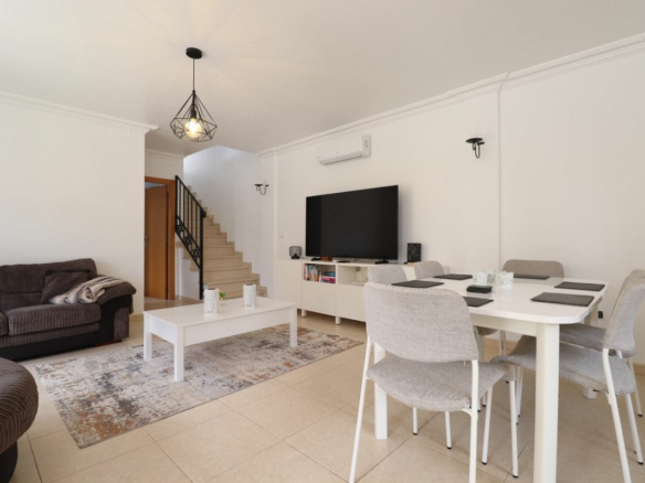 3-bedroom Villa In Los Montesinos, Spain (100 M²)