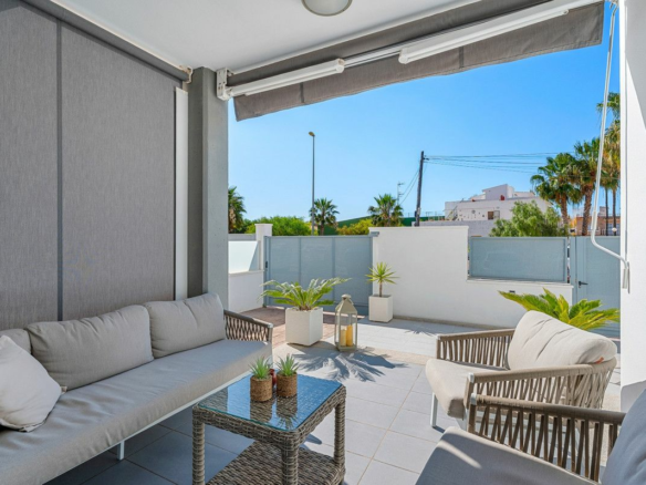 3-bedroom House In Daya Nueva, Spain (90 M²)