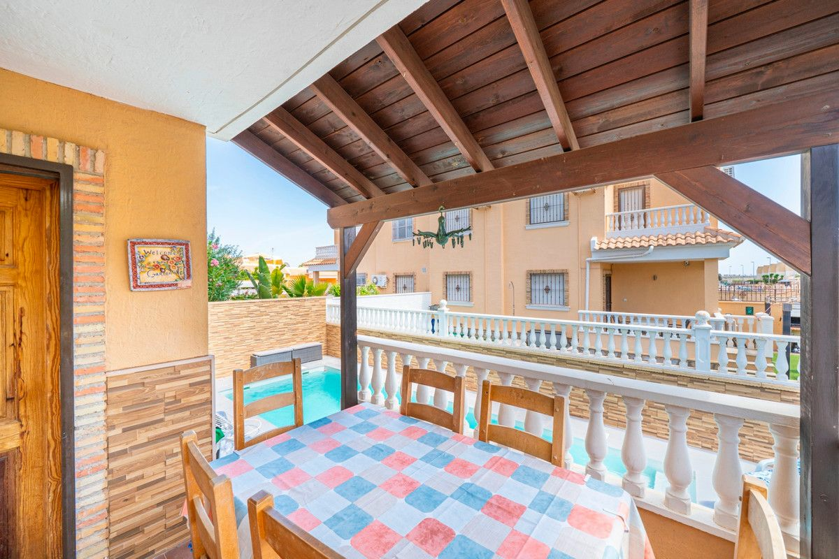 3-bedroom Villa In Rojales, Spain (71 M²)