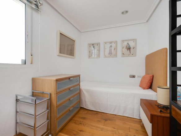 3-bedroom Apartment In Torrevieja, Spain (105 M²)