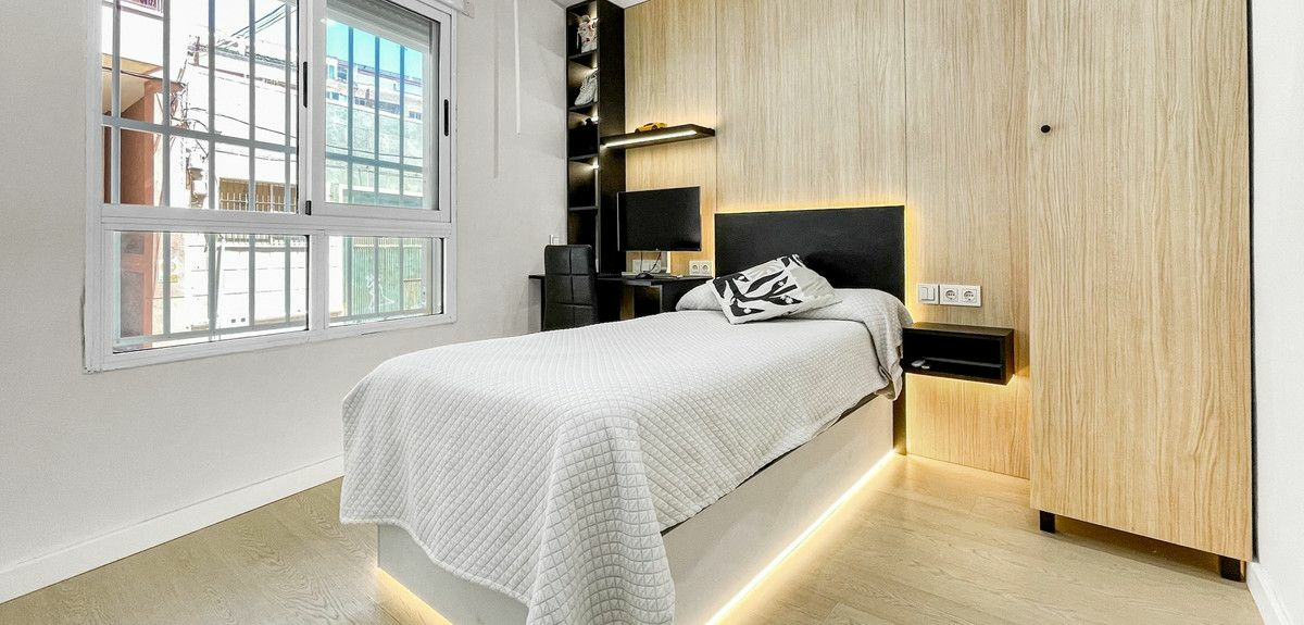 3-bedroom Apartment In Torrevieja, Spain (108 M²)